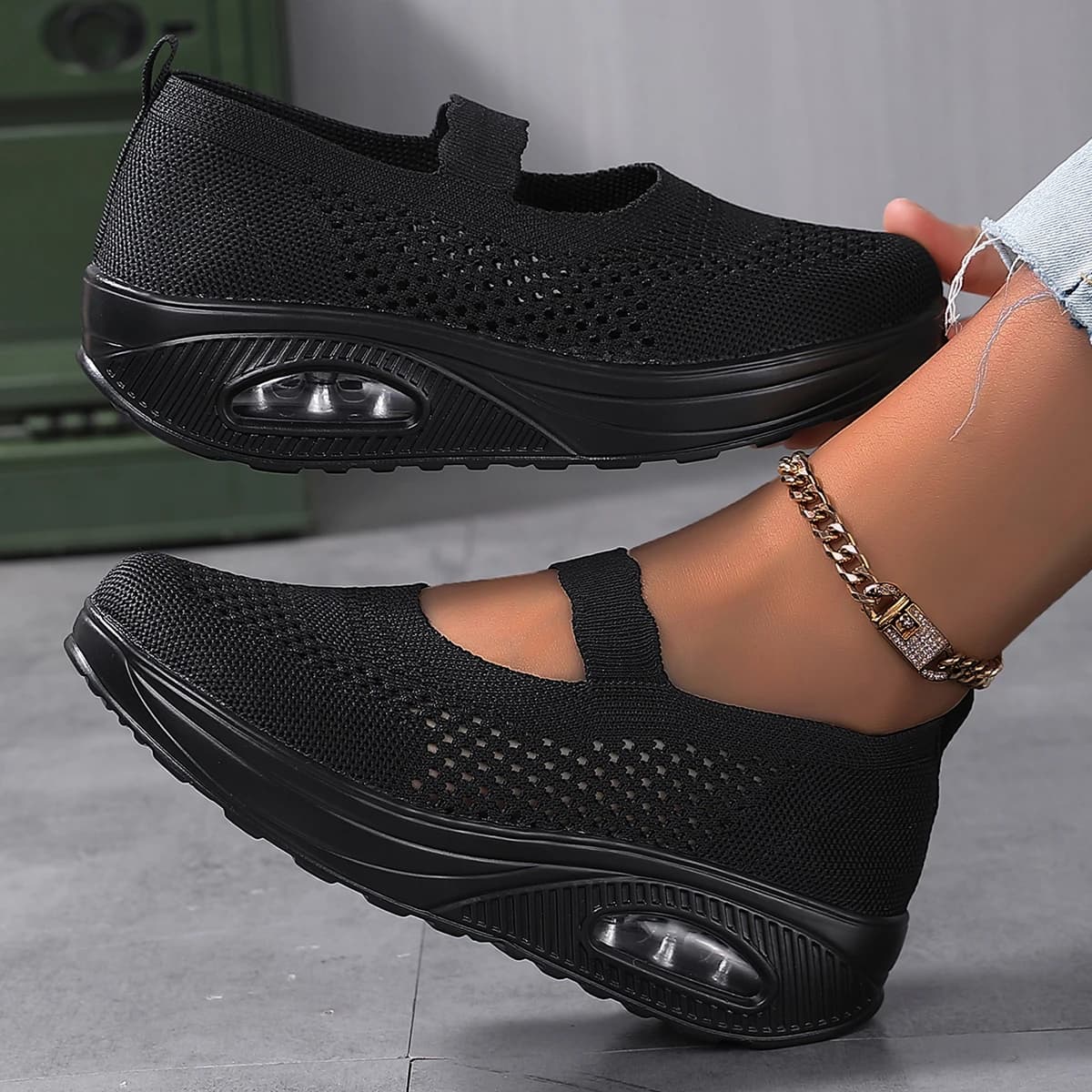 Women's Fashion Vulcanized Platform Casual Sneakers Women's Mesh Breathable Running Shoe Robust Sports