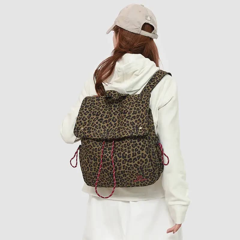Zaino con stampa leopardata, borsa a tracolla grande da donna e uomo, zaino da viaggio casual in pelle, borsa a tracolla da donna