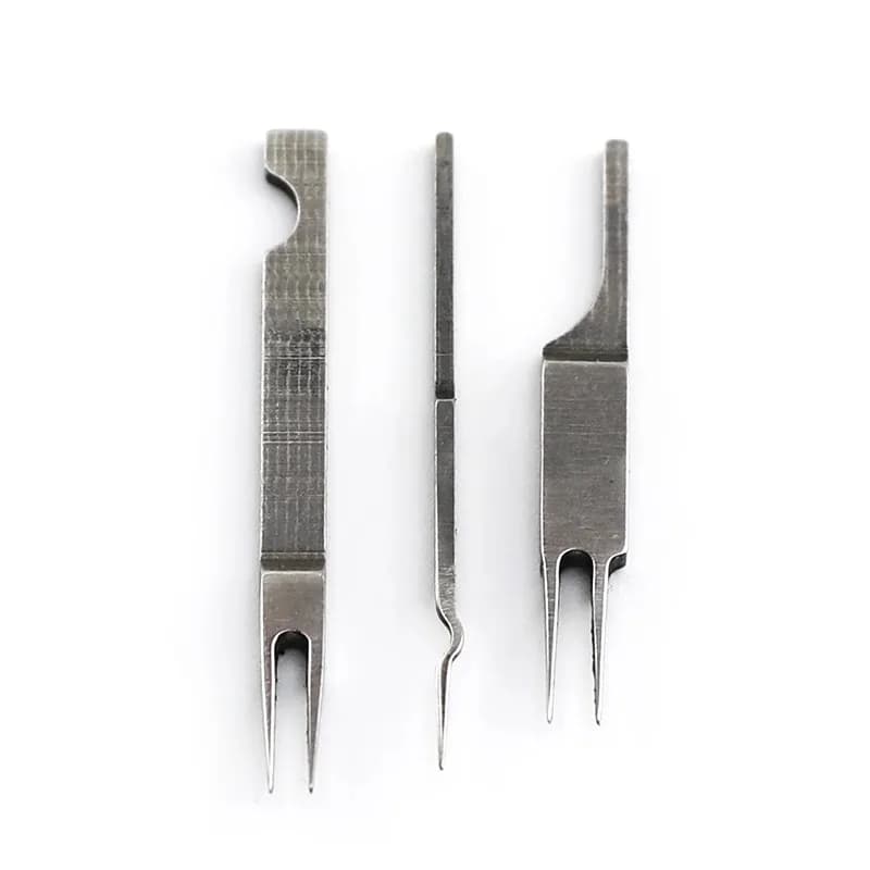 Sewing Machine Parts High‑Quality Needle Plate With Small Feed Dog For Morimoto 1302 Scallop Sewing Machine Spares