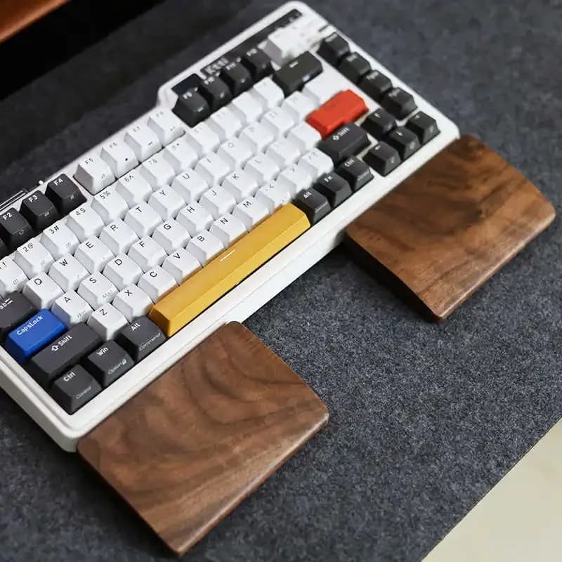 Poggiapolsi per tastiera diviso in legno Poggiapolsi originale in legno con una sola mano ergonomico per tastiere meccaniche Alice al 65% al 75%