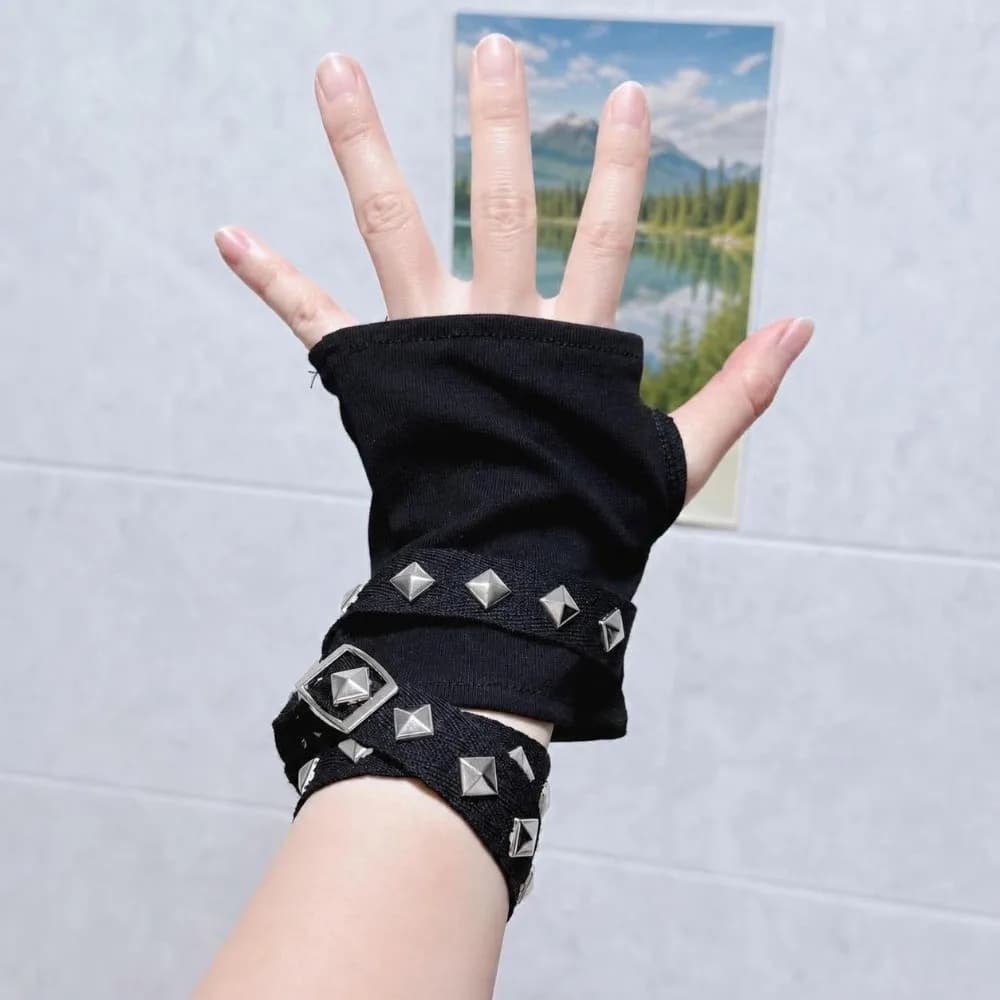 Metal Rivet Detail Women's Fingerless Gloves Buckle Strap Half Finger Street Dance Sleeves Black Punk Style Motorcycle Gloves