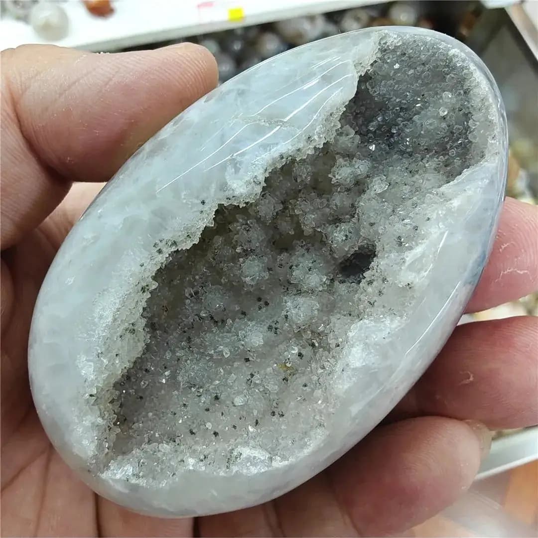 Druzy Geode Agata naturale Sfera lucida Sfera Uovo di dinosauro Decorazione della stanza Pietre Collezioni di cristalli per meditazione spirituale