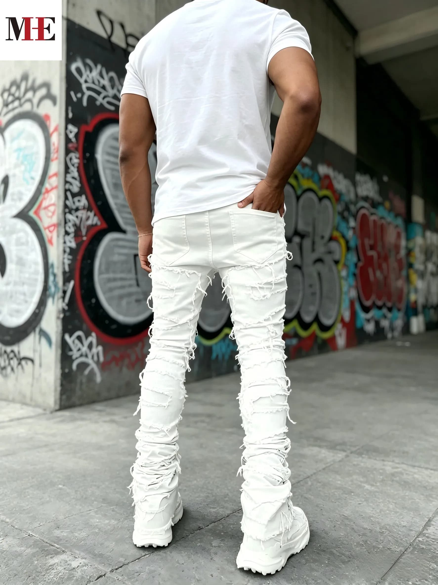 Jeans Bianchi da Uomo HME, Modello Slim Fit Strappato con Dettagli Sfrangiati a Strati