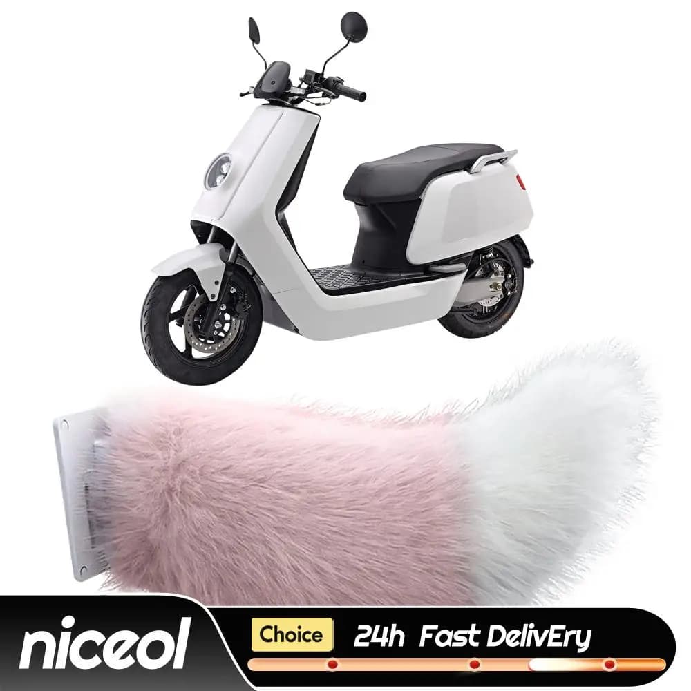 Coda Elettrica Telecomandabile per Auto, Ricaricabile, Carina e Pelosa, con Movimento, Universale per Bagagliaio Auto, Accessorio per Cosplay