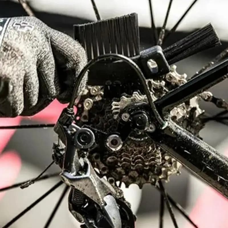 Strumento per la pulizia della bicicletta Strumento per la pulizia della bicicletta Strumento per la pulizia della catena Detergente per bici per la manutenzione degli ingranaggi della bicicletta Spazzola per artigli della bici