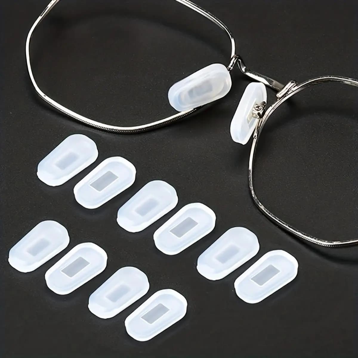2/5/6/10pcs Kit di riparazione per occhiali Kit di viti per occhiali e naselli con cacciaviti Strumenti per occhiali Occhiali da vista e occhiali da sole R