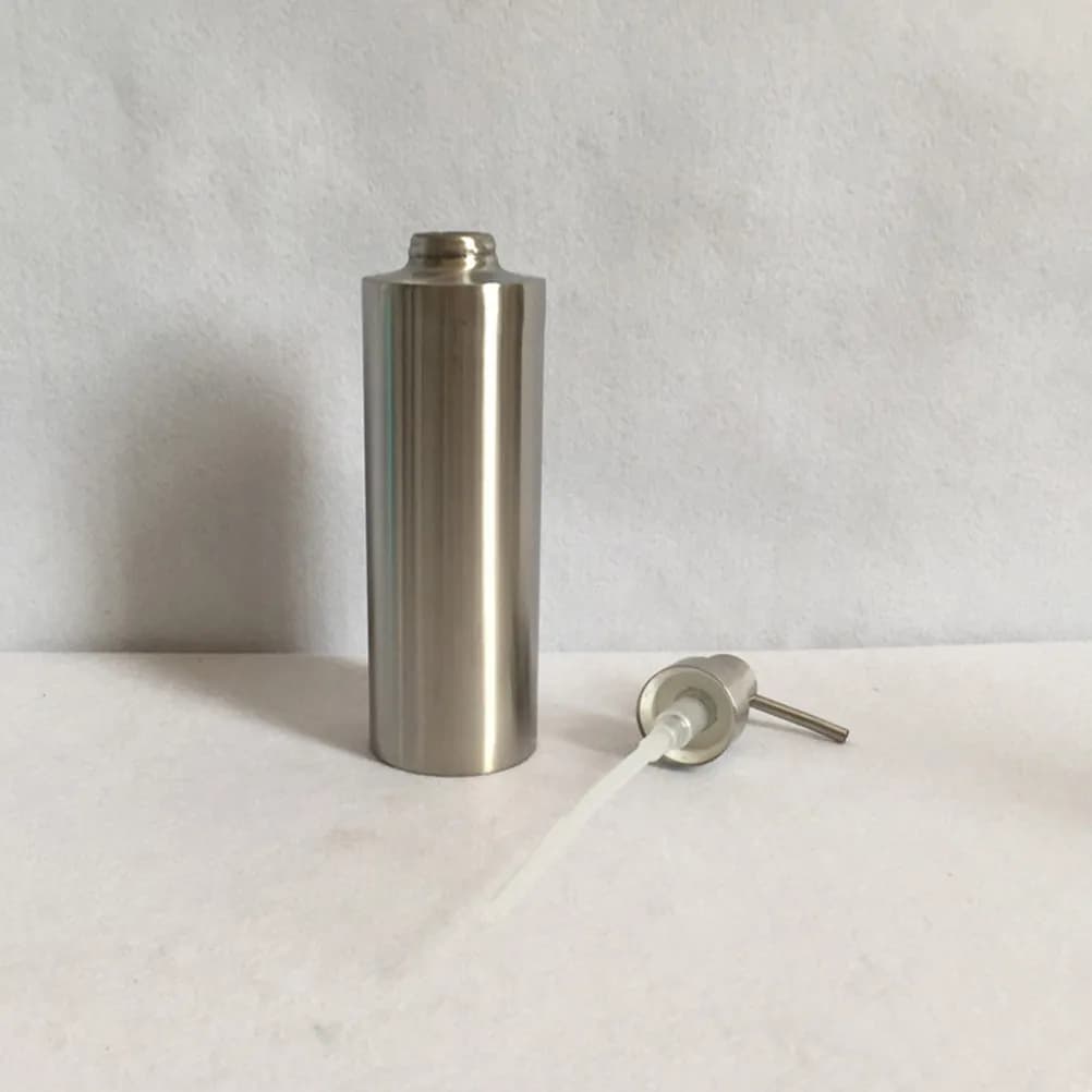 Dispenser di Sapone in Acciaio Inox 304 Premium da 550Ml, Erogatore di Lozione Liquida per Bagno e Cucina, per Sapone, Shampoo e Balsamo