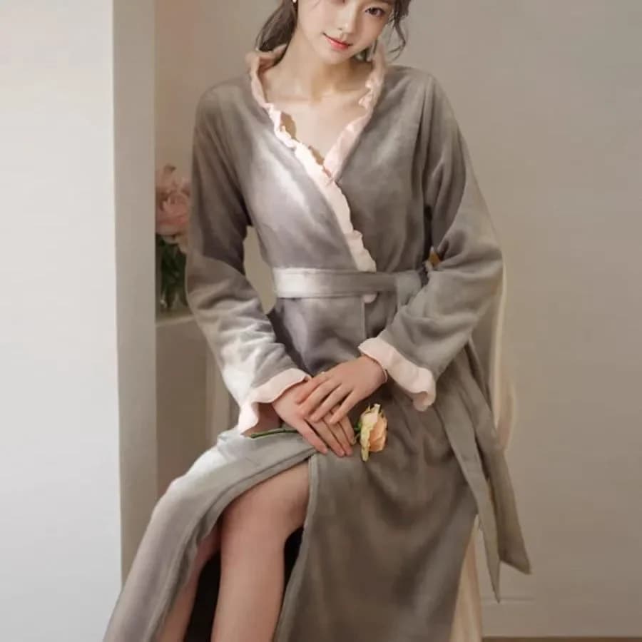 Abito da donna in velluto a maniche lunghe con scollo a V con cintura elegante pigiama da notte camicia da notte coppia dolce accappatoio lungo abbigliamento casual per la casa