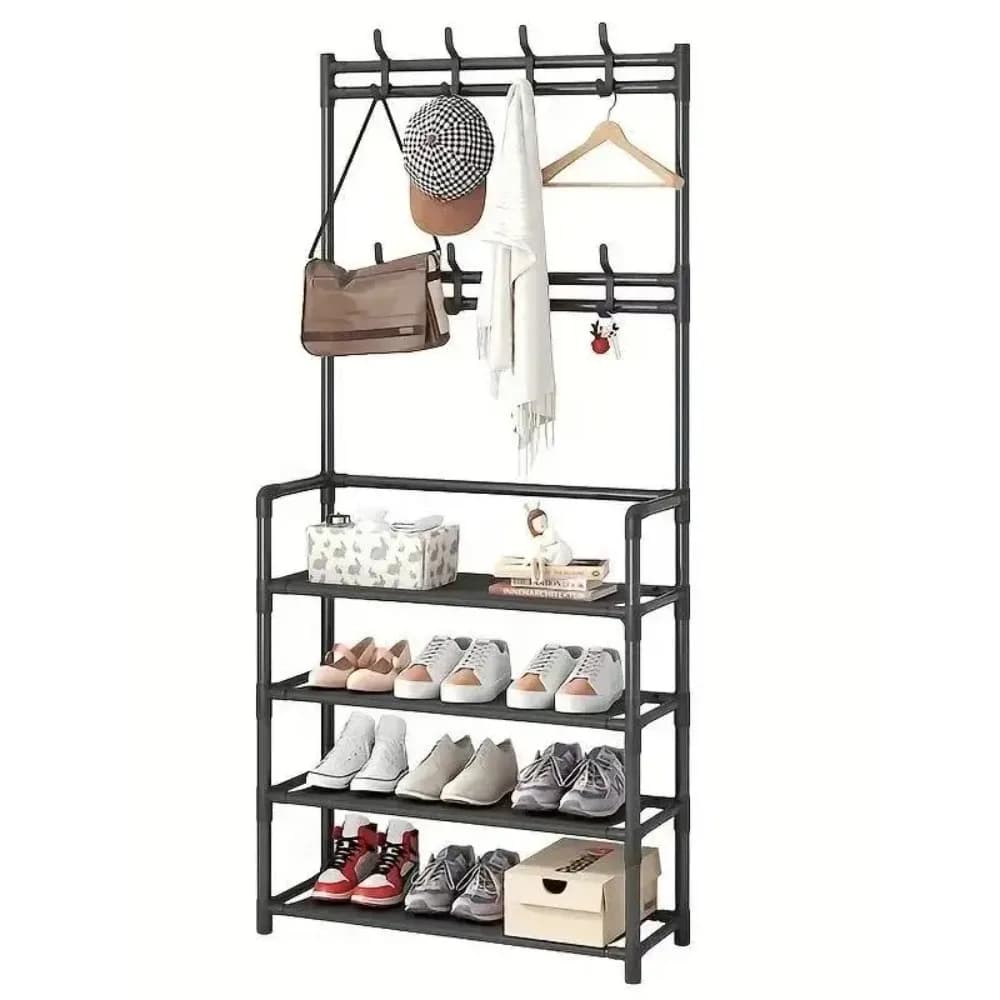 Un appendiabiti e un portascarpe all'ingresso, utilizzati per riporre scarpe, vestiti, giacche, cappelli, borse, ombrelli nel corridoio.