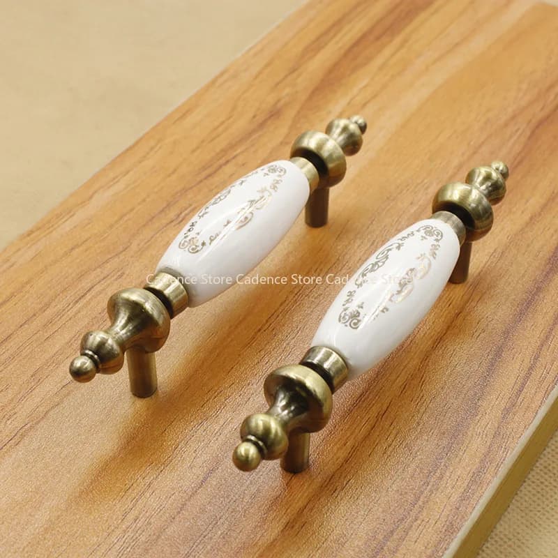 Maniglie per mobili in ceramica bronzo europeo 2 pezzi Manopole per cassetti in lega di zinco Maniglie per porte per guardaroba Maniglia per mobili 76mm
