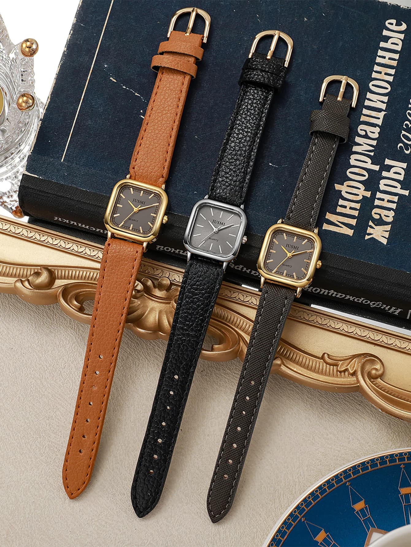 Women's Quartz Watch With Fashionable Leather Strap For Halloween Christmas Gifts