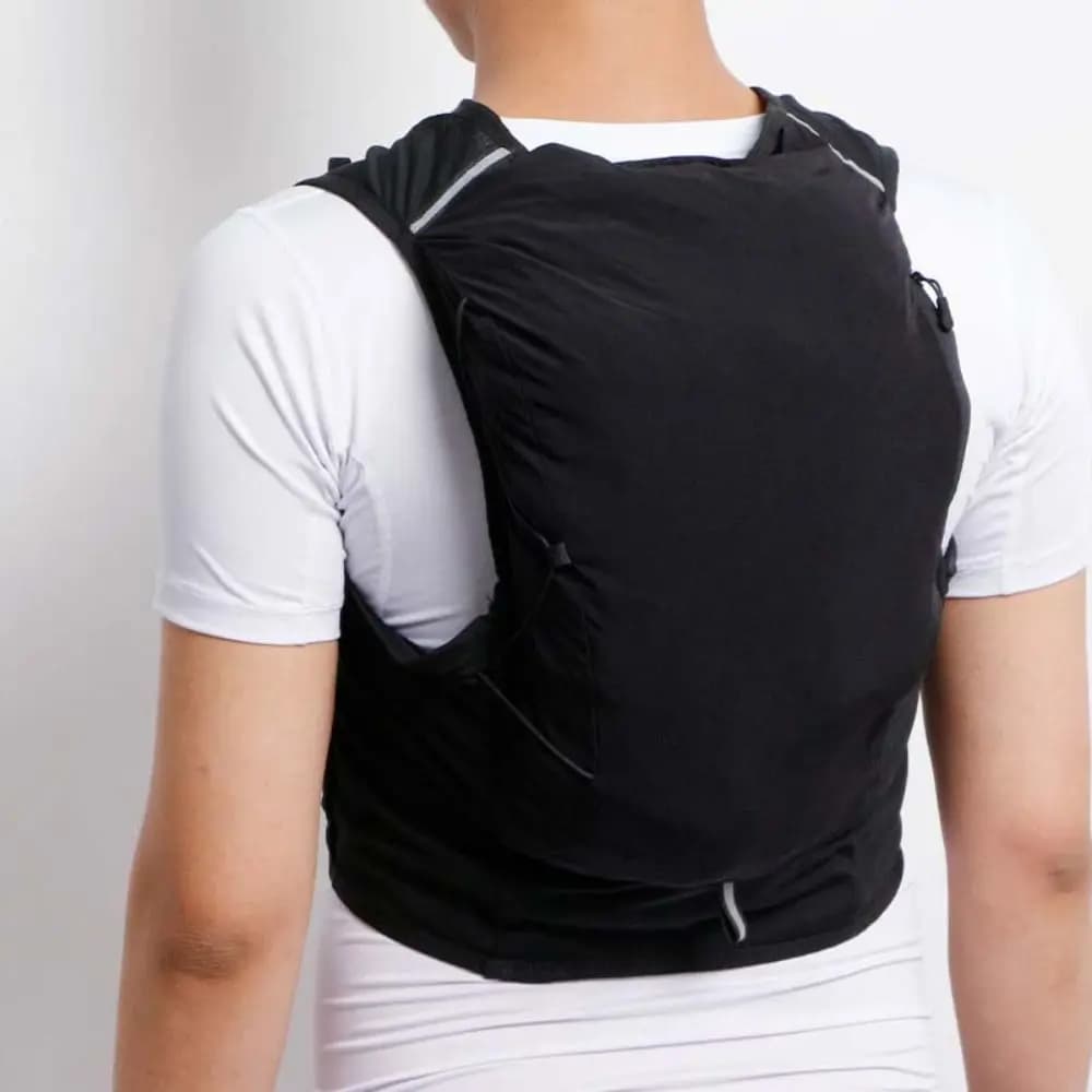 Running Backpack with Door Phone and Wallet, Vest Hydrating Great Capacity, Water Bottle Door, Breathable, Multitasche