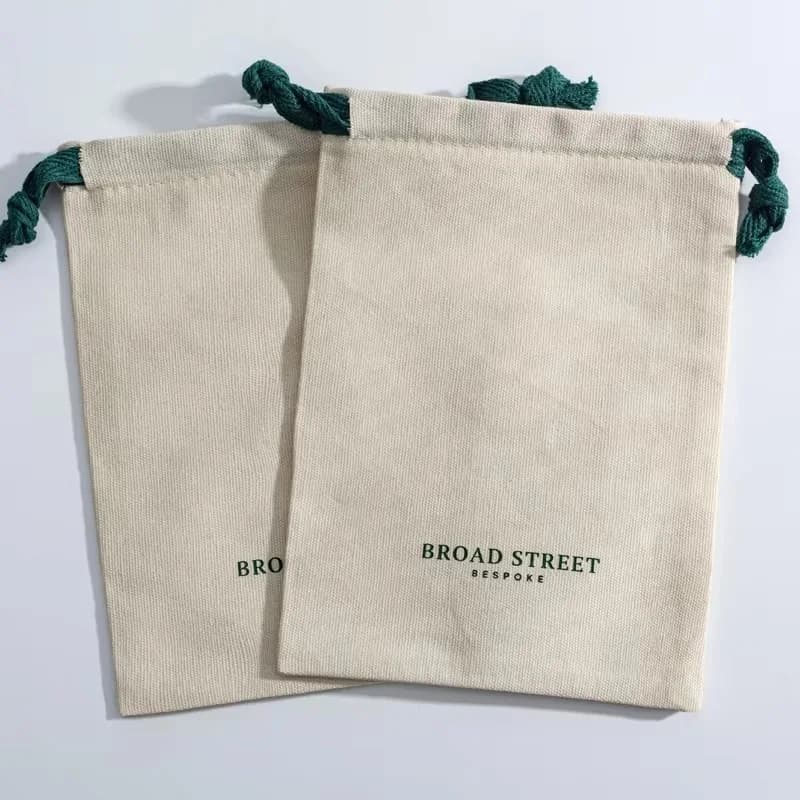 Borsa riutilizzabile con coulisse in tela di cotone 100% con sacchetto per la polvere con sacchetto regalo con coulisse con logo personalizzato