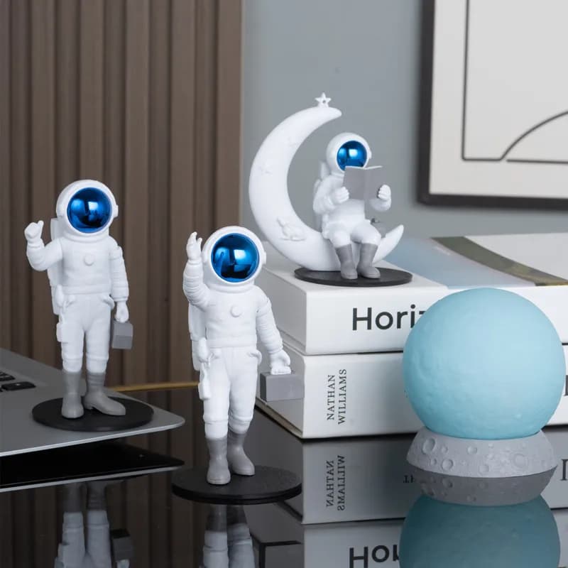 Astronauta figure figurine decorazioni per la tavola statua astronauta sculture giocattolo educativo casa soggiorno scrivania decorazione regalo per bambini