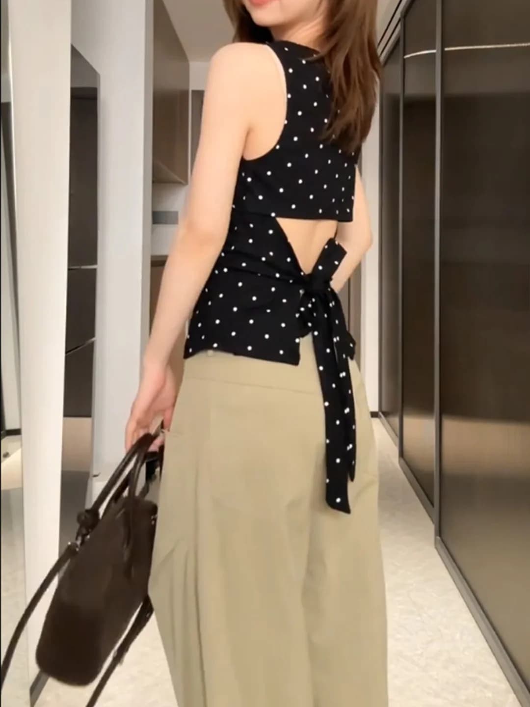 Gilet slim fit a pois da donna con cintura in vita, casual, snellente, senza maniche, scollo aperto, sexy, top a vita alta
