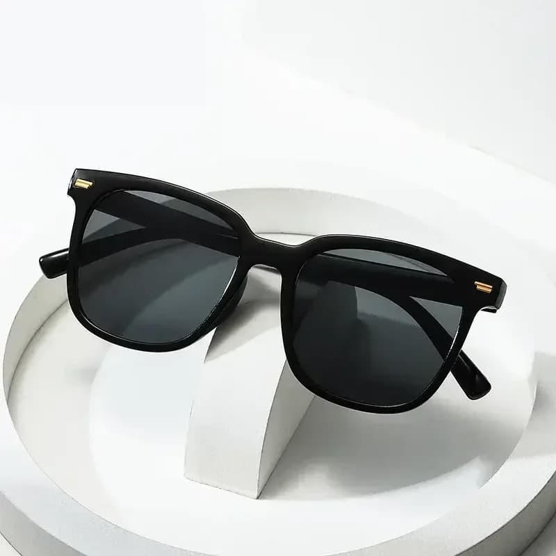 Female Big Frame Square Sunglasses Women Men Luxurious Casual Sun Glasses Mirror Colors Designer Brand Fashion