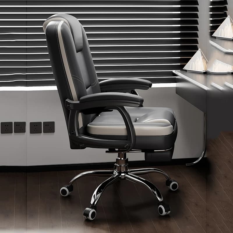Scrivania ergonomica Sedia da ufficio Cuscino di design Schienale Bracciolo confortevole Sedia da ufficio Trono girevole Sgabello rilassante Mobili per la casa