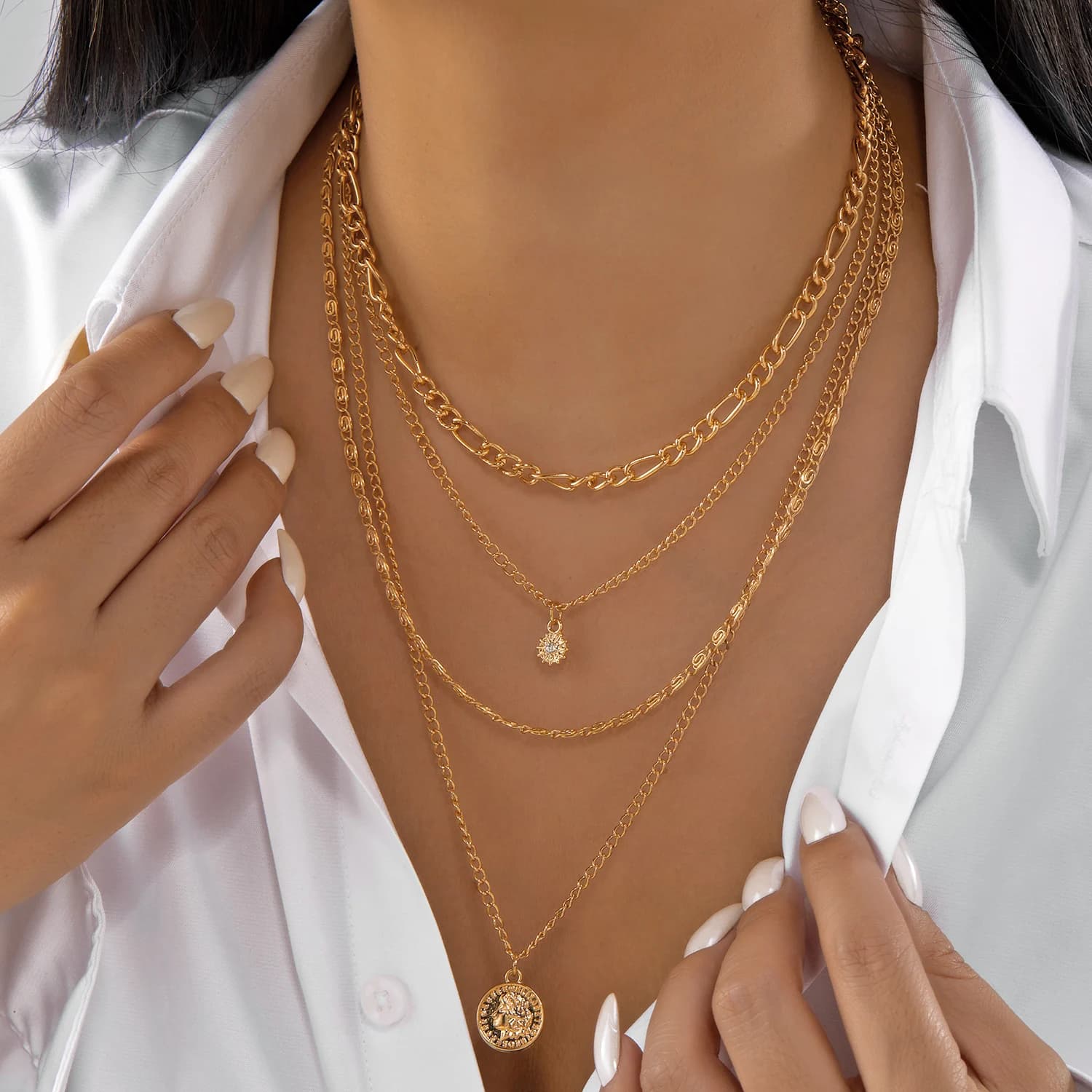 Collana classica con ciondolo sole luna a catena in metallo con perla imitazione multistrato per regalo di gioielli girocollo con portamonete placcato oro da donna
