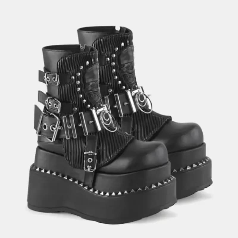 Nuovi Stivali Donna Stile Punk 2026 con Borchie e Fibbia, Zeppa e Plateau, Stivali Moda in Pelle Nera Invernali con Tacco 8 cm