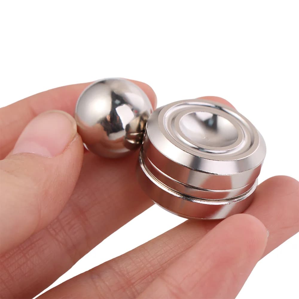 Fidget Spinner in Metallo, Gioco Puzzle Magnetico, Giroscopio Rotante, Interattivo e Divertente