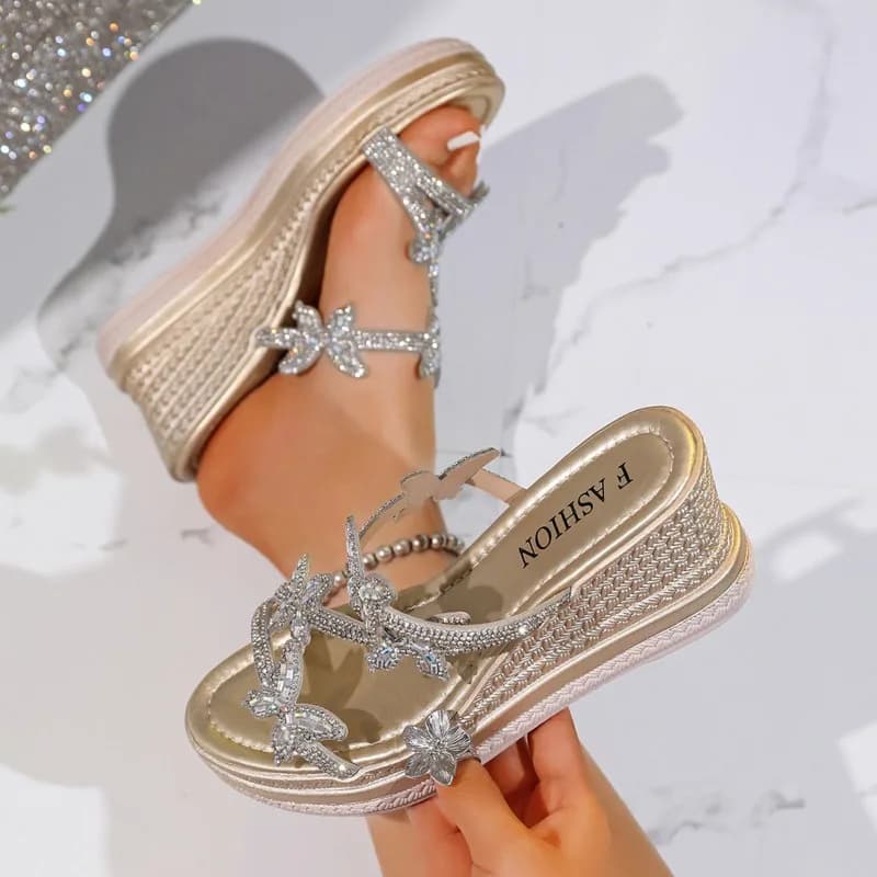 Sandali Donna con Zeppa 2026 Nuova Moda Estiva, Strass a Farfalla, Cinturino Sottile, Punta Tonda, Scarpe Femminili Comode e Casual