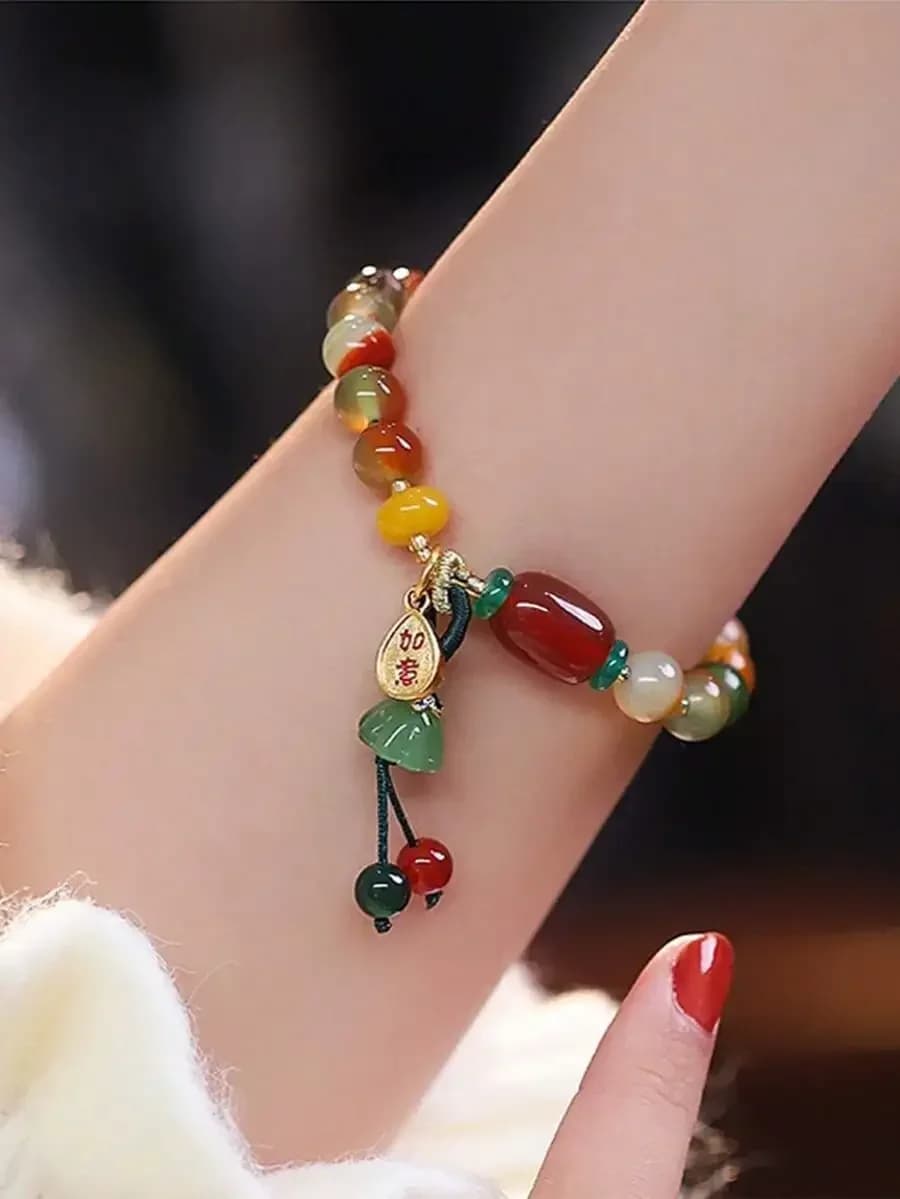 Crystal beaded bracelet with minimalist unique design perfect for sweet style and best friend matching