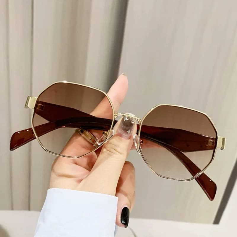 New Retro Sunglasses Women Fashion Polygonal Metal Frame Sunglasses Men Luxury Brand Designer Decorative Sun Glasses Uv400