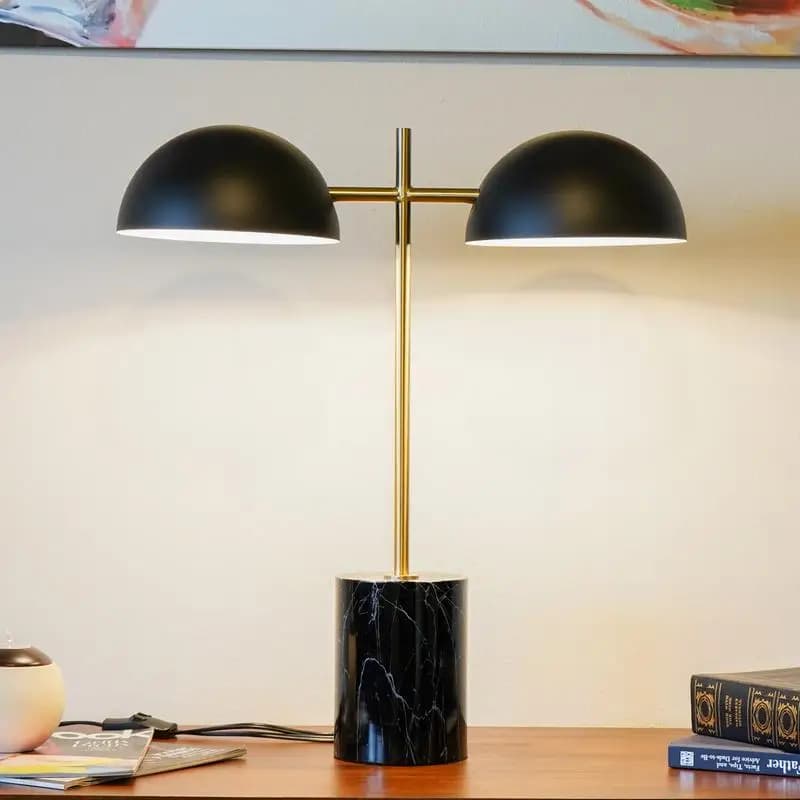 Lampada da tavolo doppia con interruttore on/off, base in finto marmo, 22,4" A x 20" L x 7,9" P, ideale per soggiorno o scrivania da ufficio, perfetta