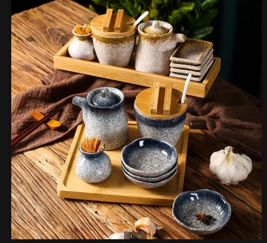 Barattolo di condimento in ceramica Contenitore per spezie Set di scatole Pallet di legno Saliera Barattolo di olio Barattoli per stuzzicadenti Piatto di gusto