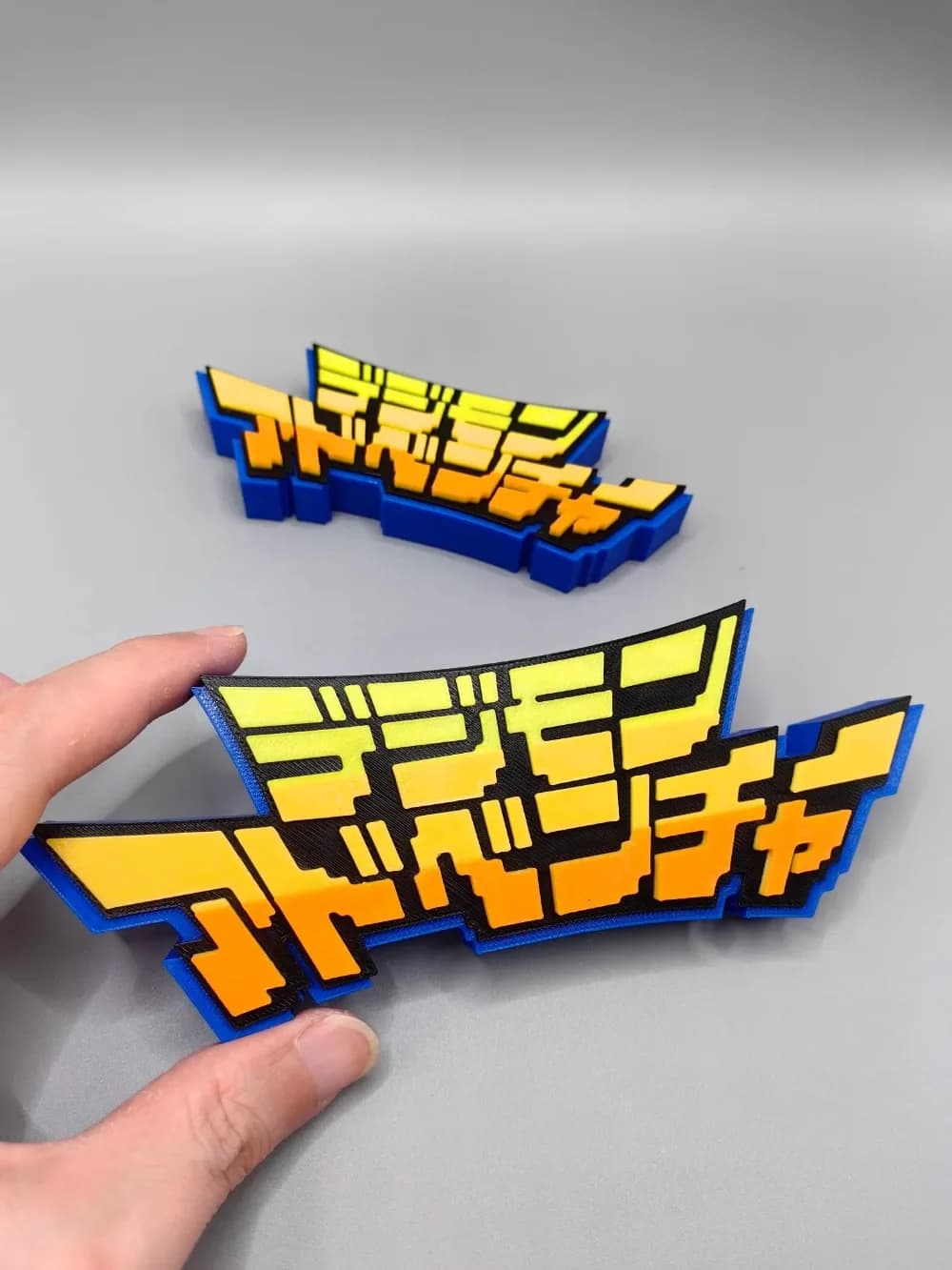 Anime Digimon 3D Logo Modello Doll Cartello per Monster digitale Action Figure Vetrina Cosplay Mostra Ornamento Giocattolo