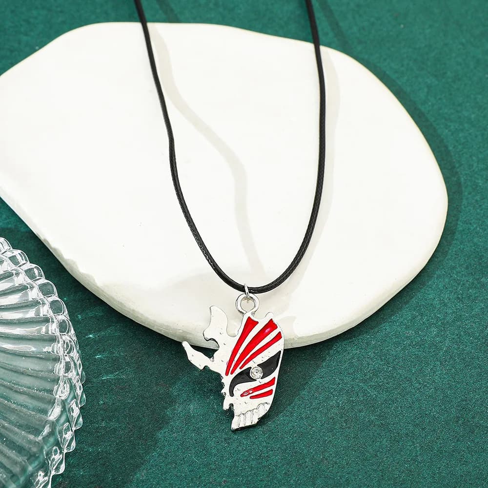 Collana con Ciondolo in Metallo a Forma di Maschera Hollow di Ichigo Kurosaki - Gioielli Cosplay, Regalo Creativo
