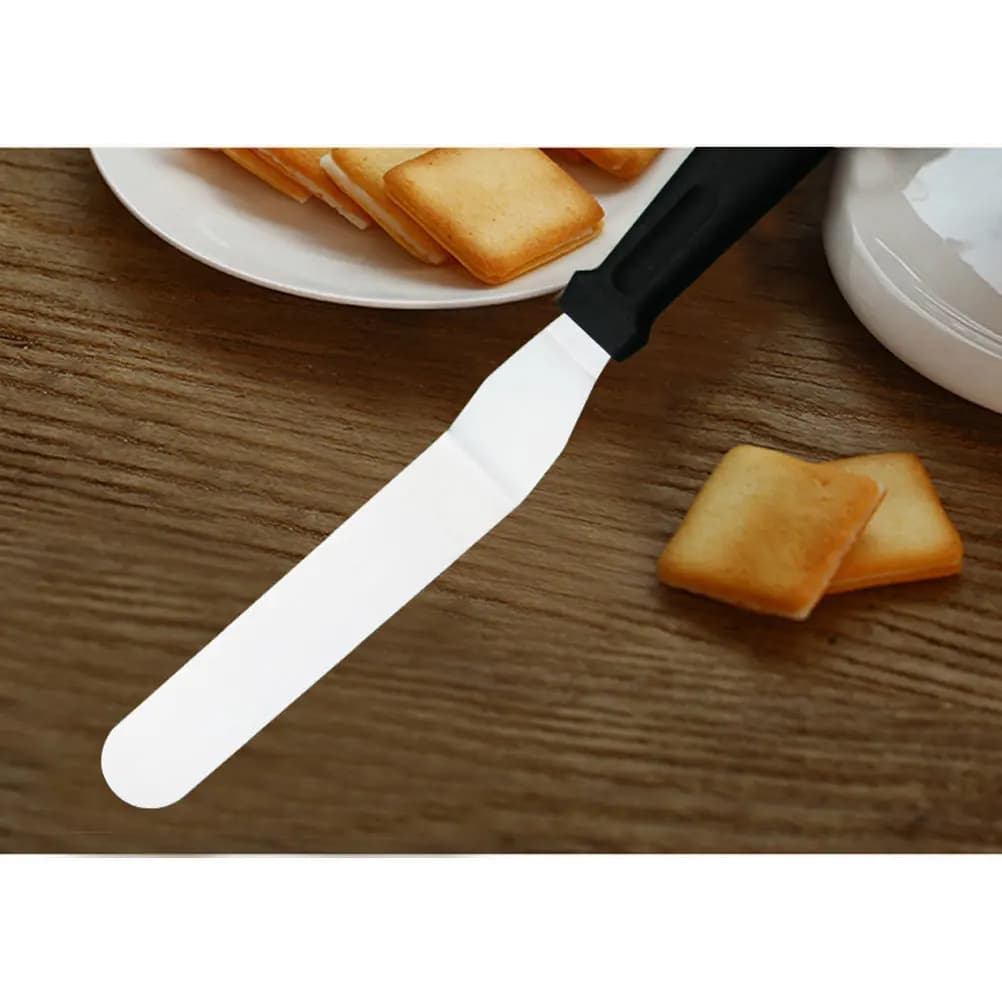 Set di 4 Spatole per Decorazione Torte con Manico in Plastica e Lama Angolata in Acciaio Inox, Utensile da Cucina per Glassare e Decorare