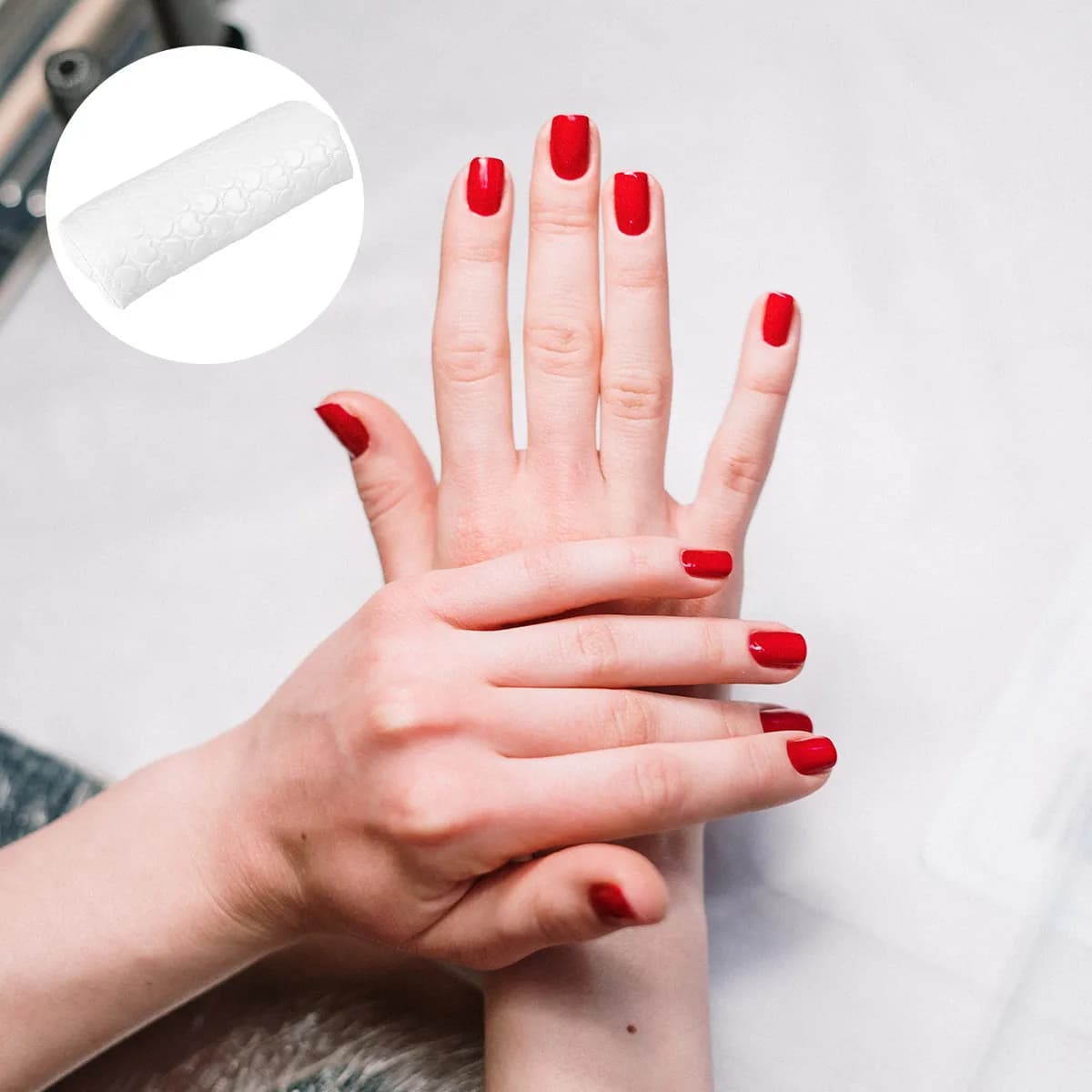 Cuscino da Polso Portatile a Forma di Cuore per Nail Art e Manicure, Uso Professionale, Rivestimento in PU, Inserto in Spugna, Ergonomico e Confortevole