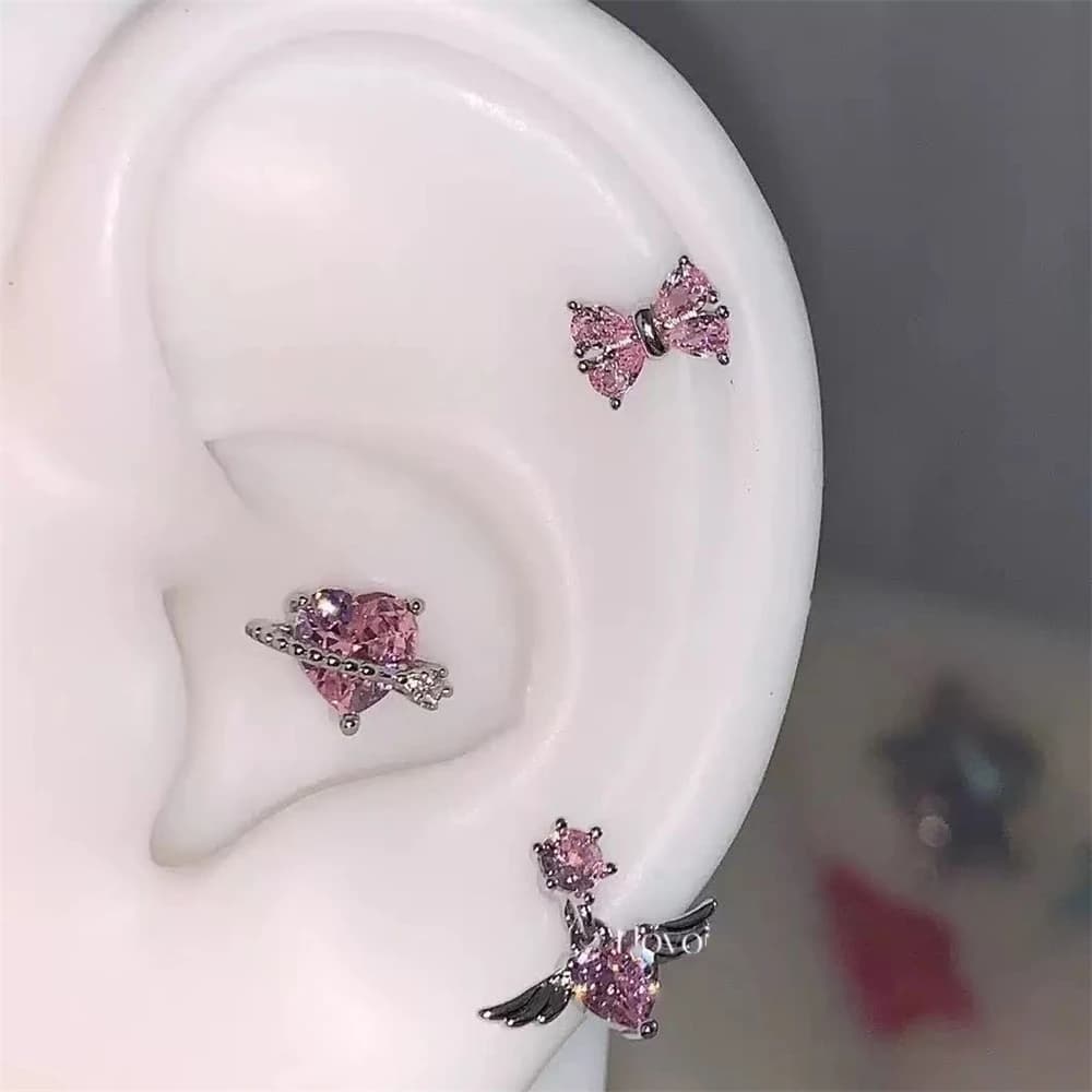1 pz Bling Rosa Zircone Cuore Bowknot Ali d'angelo Orecchio Osso Chiodo Acciaio Inossidabile 316L Quotidiano Conch Orecchini Penetranti Per Le Donne Regalo