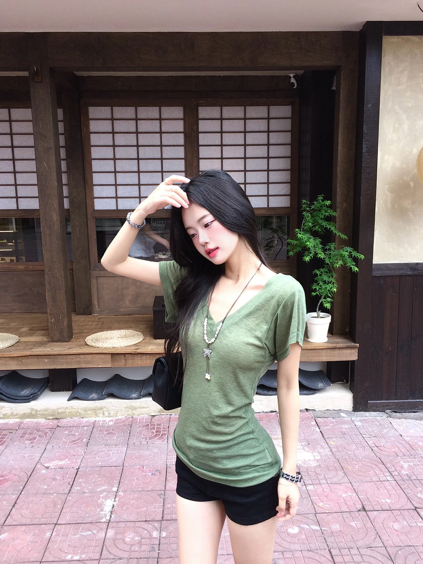 T-shirt Verde Slim Fit da Donna, Estivo, Scollo a V, Sottile, Manica Corta, Stile Coreano, Casual, in Poliestere Viscosa