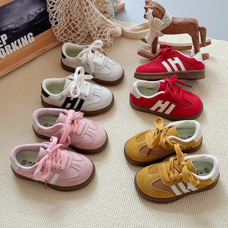 Strisce traspiranti per bambini Nuovi arrivi Scarpe basse moda Bambini Primavera Autunno Scuola Low Top Lace-Up Sneakers casual IY08083