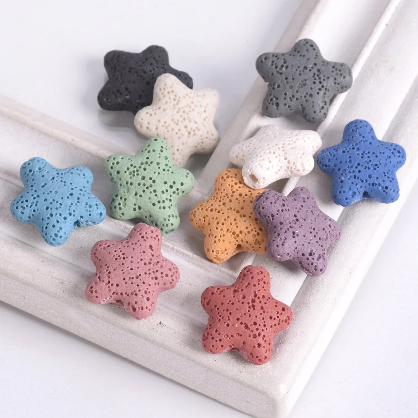 Set di 5 Perle in Pietra Lavica Naturale a Forma di Stella Marina, 20mm 23mm 40mm, per Creazione di Gioielli Fai-da-Te e Orecchini