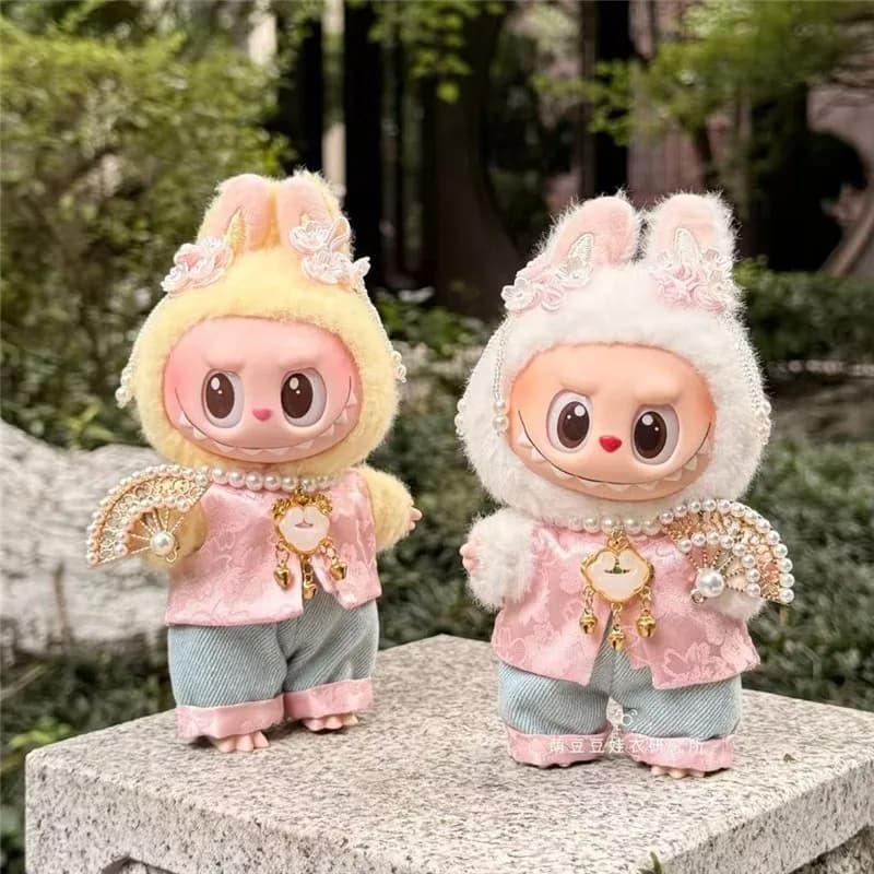 15 17 cm Per Labubu Doll Vestiti in stile cinese Rosa Ricamato Vestito Abbigliamento Pantaloni Set Ciondolo lavorato a maglia Fiore Accessorio per capelli