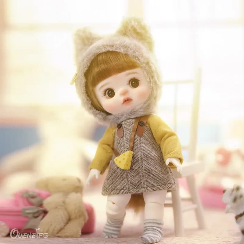 Nuovo Design Llipika 1/8 BJD Doll Grey Plush Dat Resin Toy sorpresa Gift Girl Pure Handmade Makeup bambola tascabile di piccole dimensioni