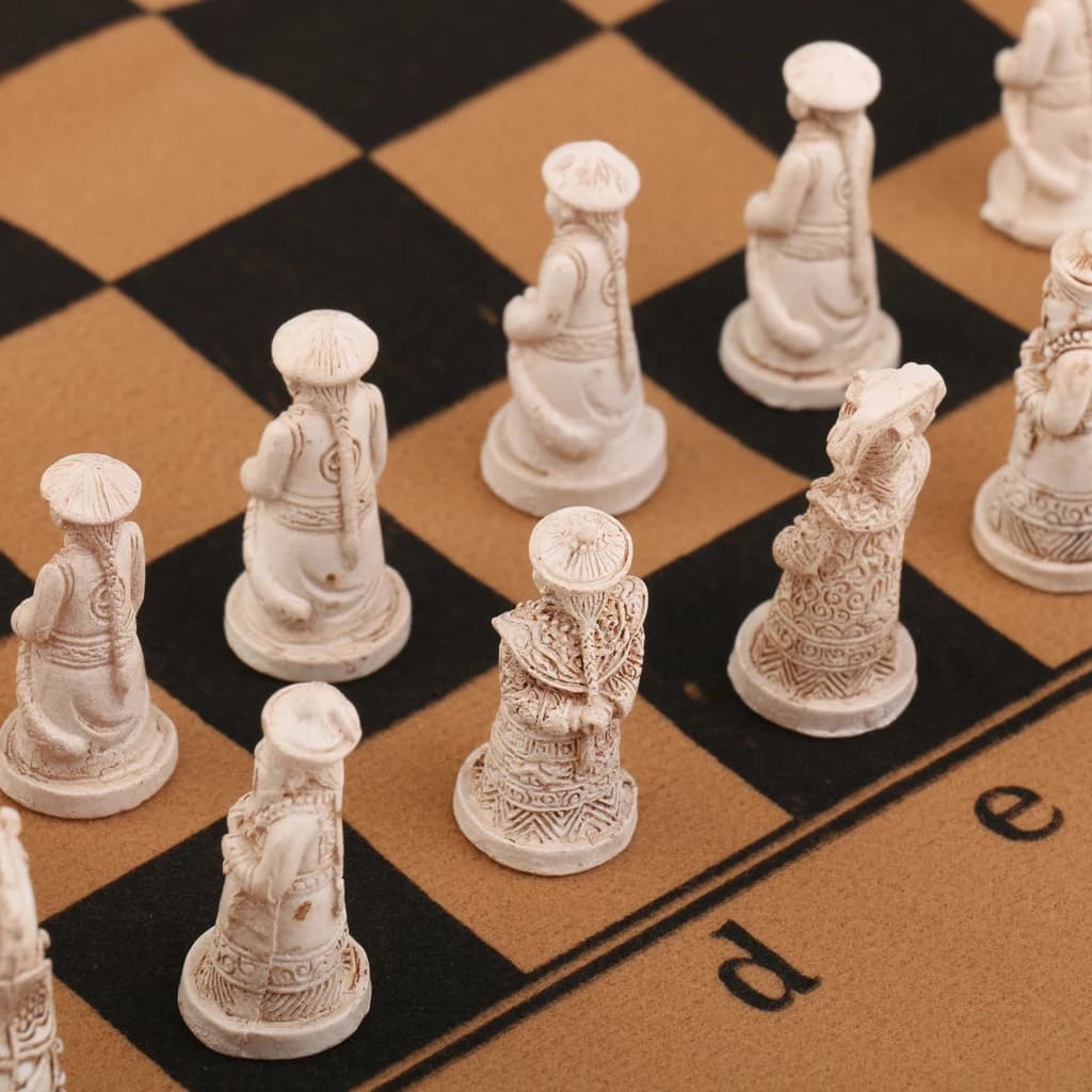 Foldable Antique Chinese Chess Set Portable Resin Checkerboard Gift for Family Travel and Collectors