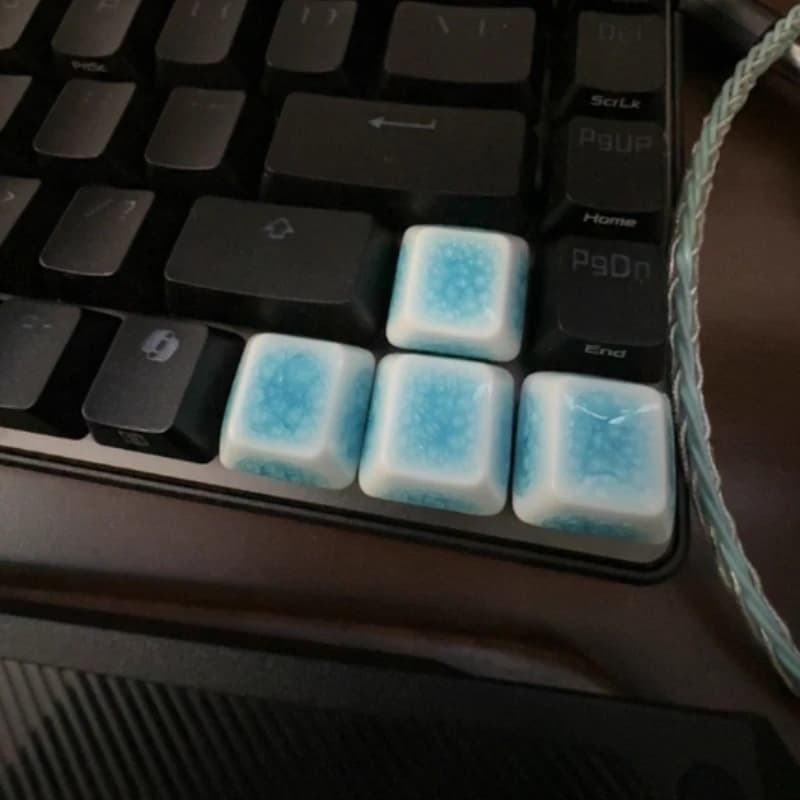 Set di Tasti in Ceramica Shanhai WASD 4 Tasti, Effetto Ghiaccio Blu, Tasti Personalizzati per Tastiera Meccanica, Tappi per Tasti in Ceramica, Regalo