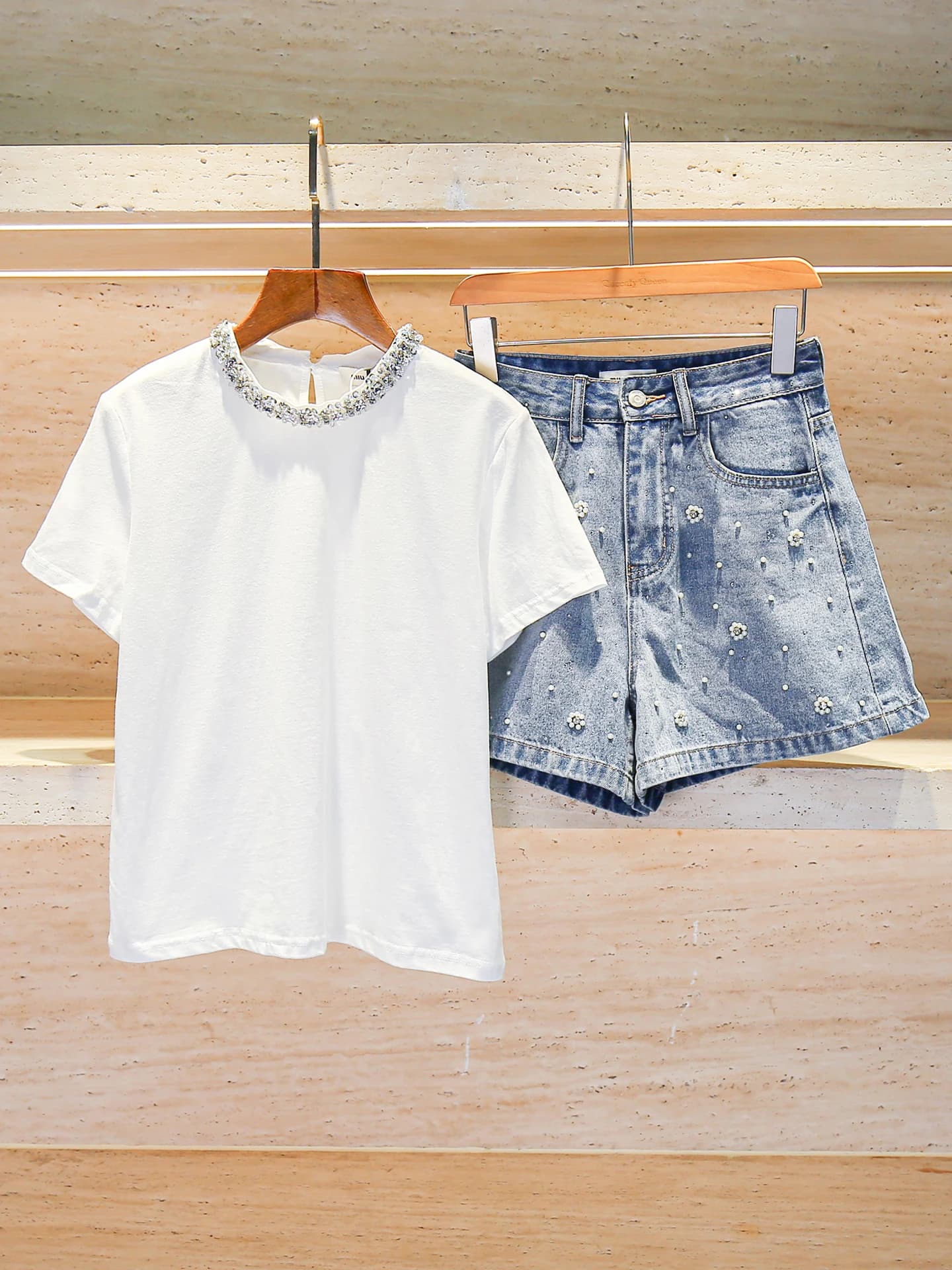 M Home South Oil Set di Moda Femminile di Alta Gamma, T-Shirt in Puro Cotone, Shorts in Denim con Diamanti Incastonati, Collezione Autunnale da Donna