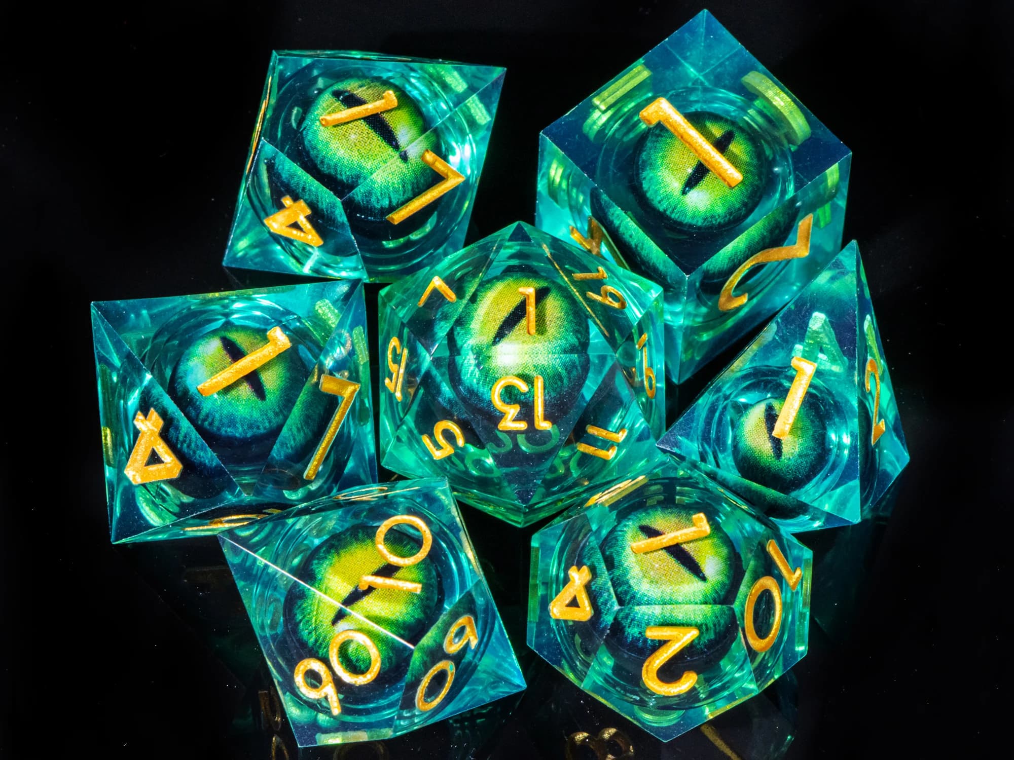 Resin Dice Dragon Eye Liquid Core Dice Set Sharp Edged Dice Set,Dungeons and Dragons Polyhedral Dice, D&D RPG Role Playing Games