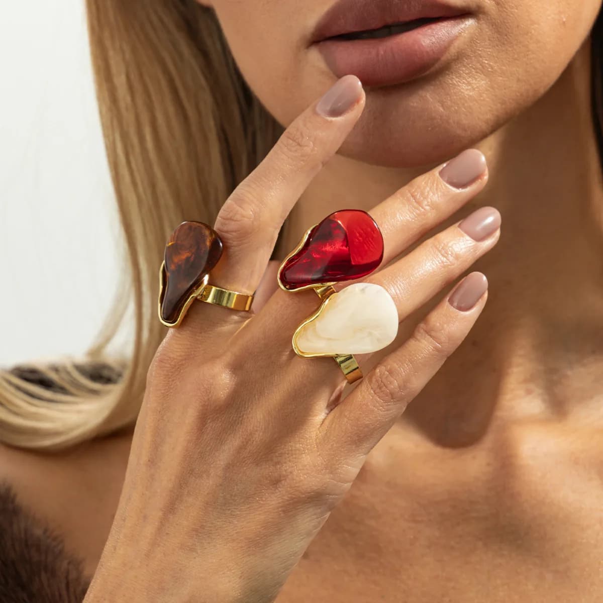 SHIXIN 2026 Moda Intarsiato Resina Acrilica Anelli Regolabili per Le Donne Retro Irregolare Colore Oro Knuckle Anello Gioelleria Raffinata E Alla Moda Regalo