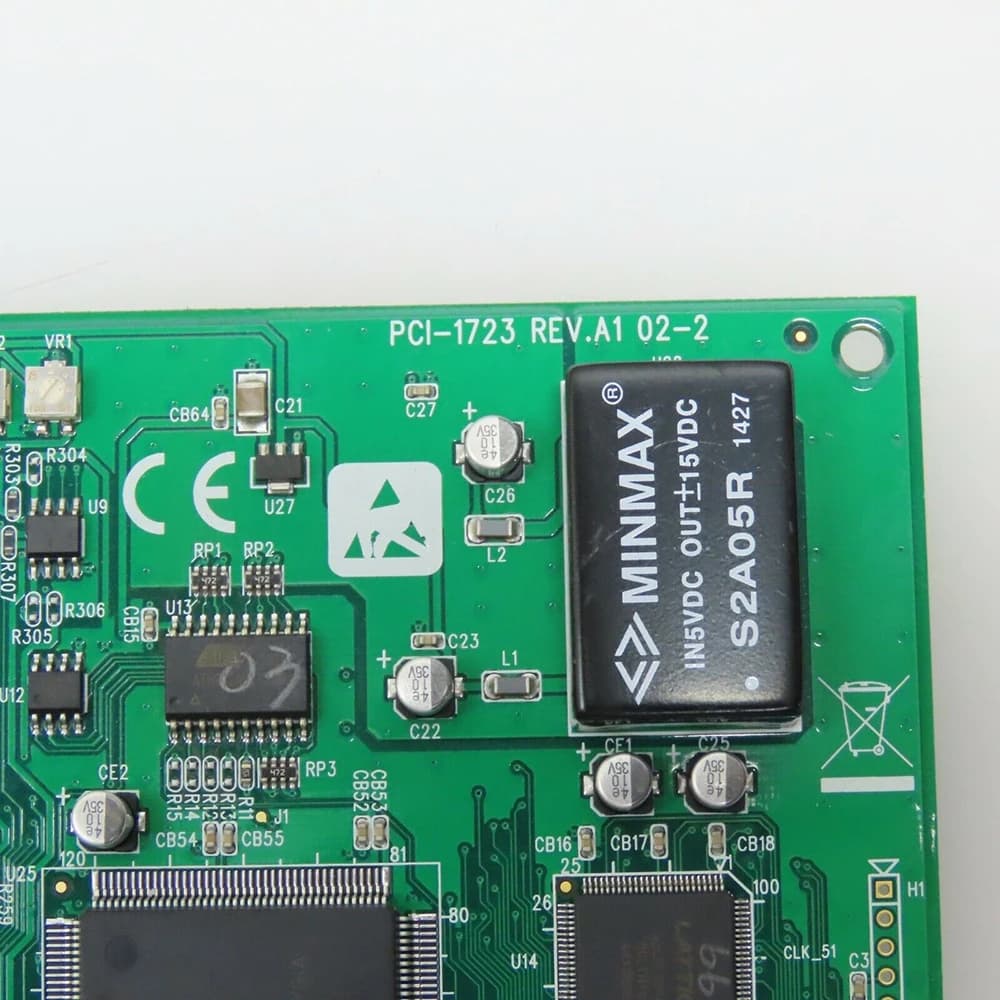 PCI-1723 REV.A1 Per scheda di acquisizione dati scheda di uscita analogica a 8 vie Advantech a 16 bit