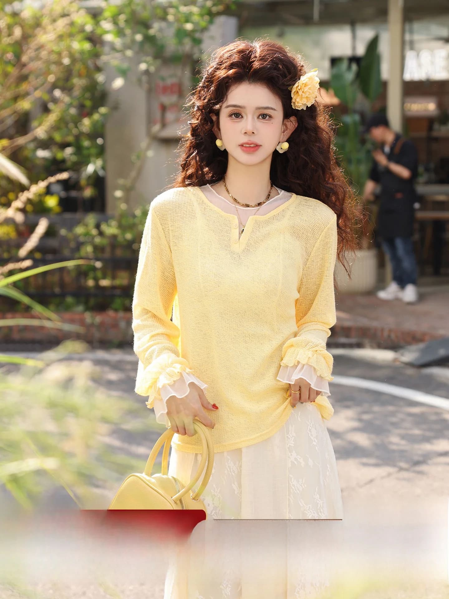 T-shirt a maniche lunghe stile vintage Chen Jiajie da donna, alla moda, versatile, bellissima, nuova collezione primavera, design finto due pezzi