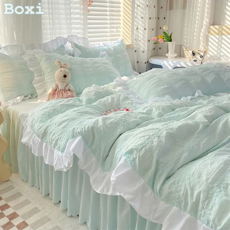 Bed linen Seersucker Korean princess Kawaii Ruffle Lace Bed skirt duvet solid color Queen Size double bed sheets set for girls