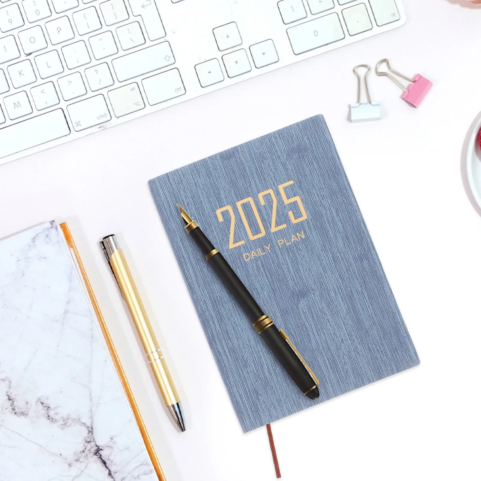 Agenda 2025 Giornaliera, Settimanale e Mensile A5, Quaderno Portatile per Studenti, Insegnanti e Lavoro d'Ufficio