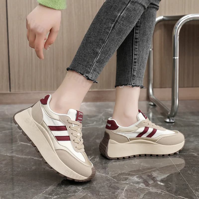 Scarpe da ginnastica causali da donna con plateau 2025 Scarpe da passeggio autunnali Scarpe sportive stringate moda donna Scarpe da corsa antiscivolo per esterni