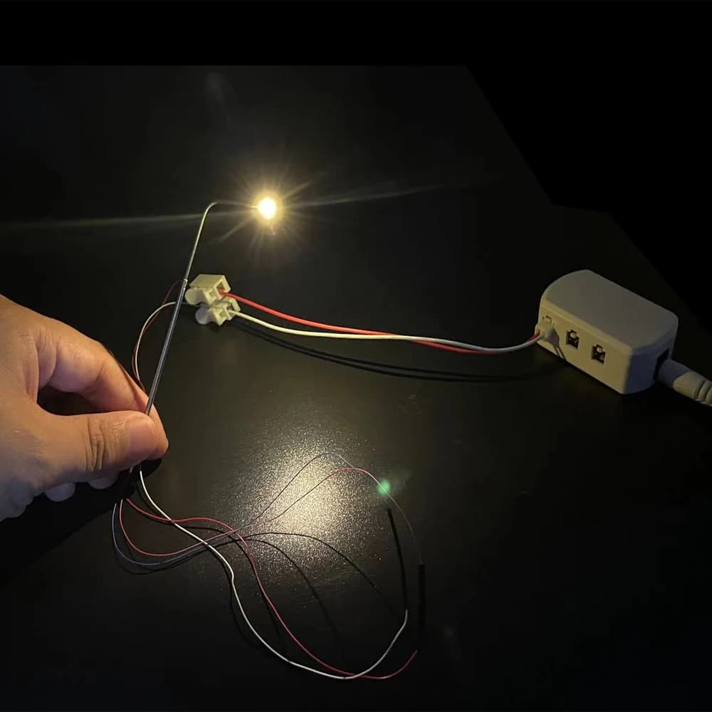 Accessori per il Layout ferroviario del treno modello HO 100 Scale Street LED Light per il giocattolo dei kit di costruzione di Diorama